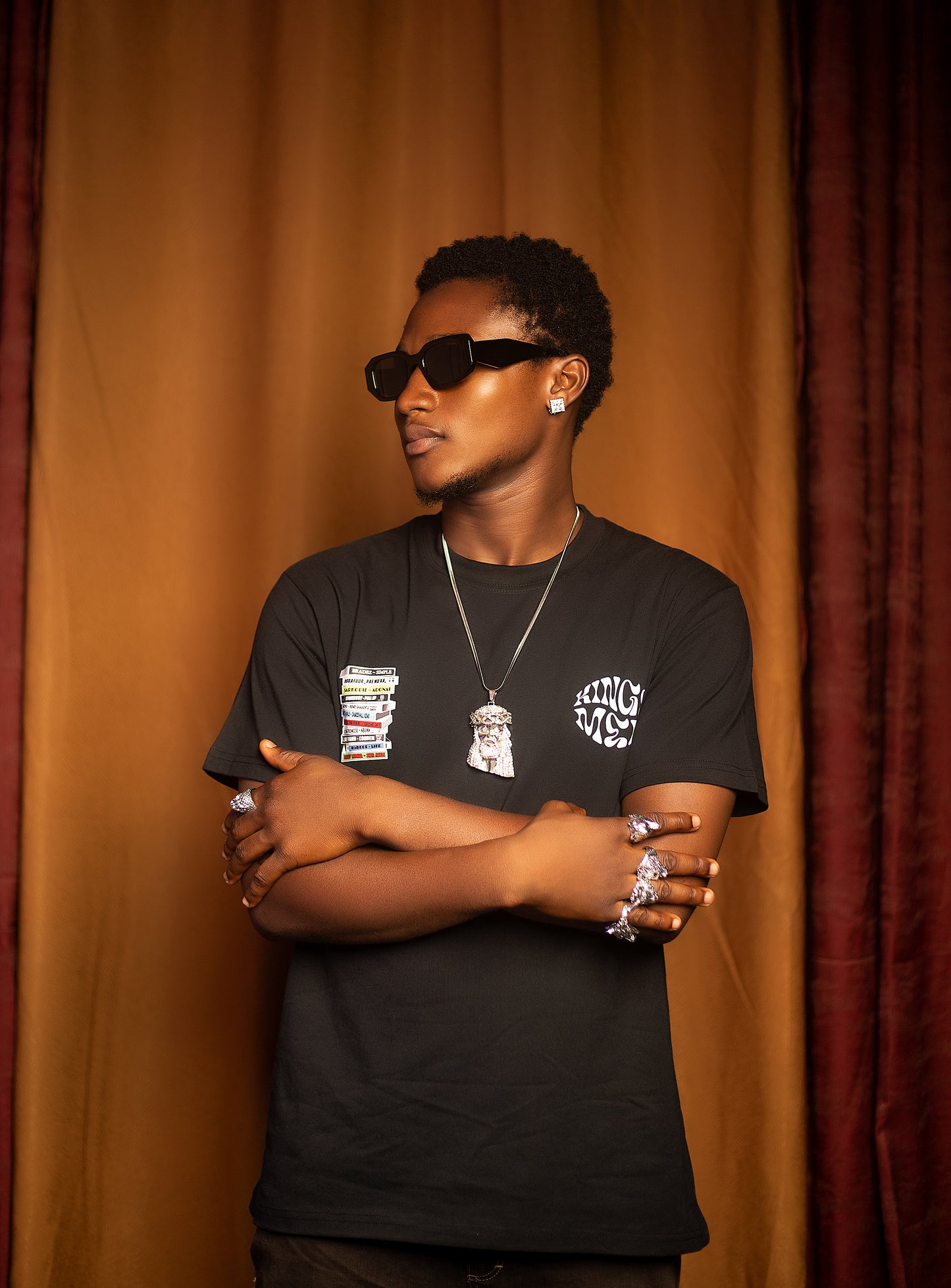 KINGS MEN NEW WORLD MUSIC T-SHIRT