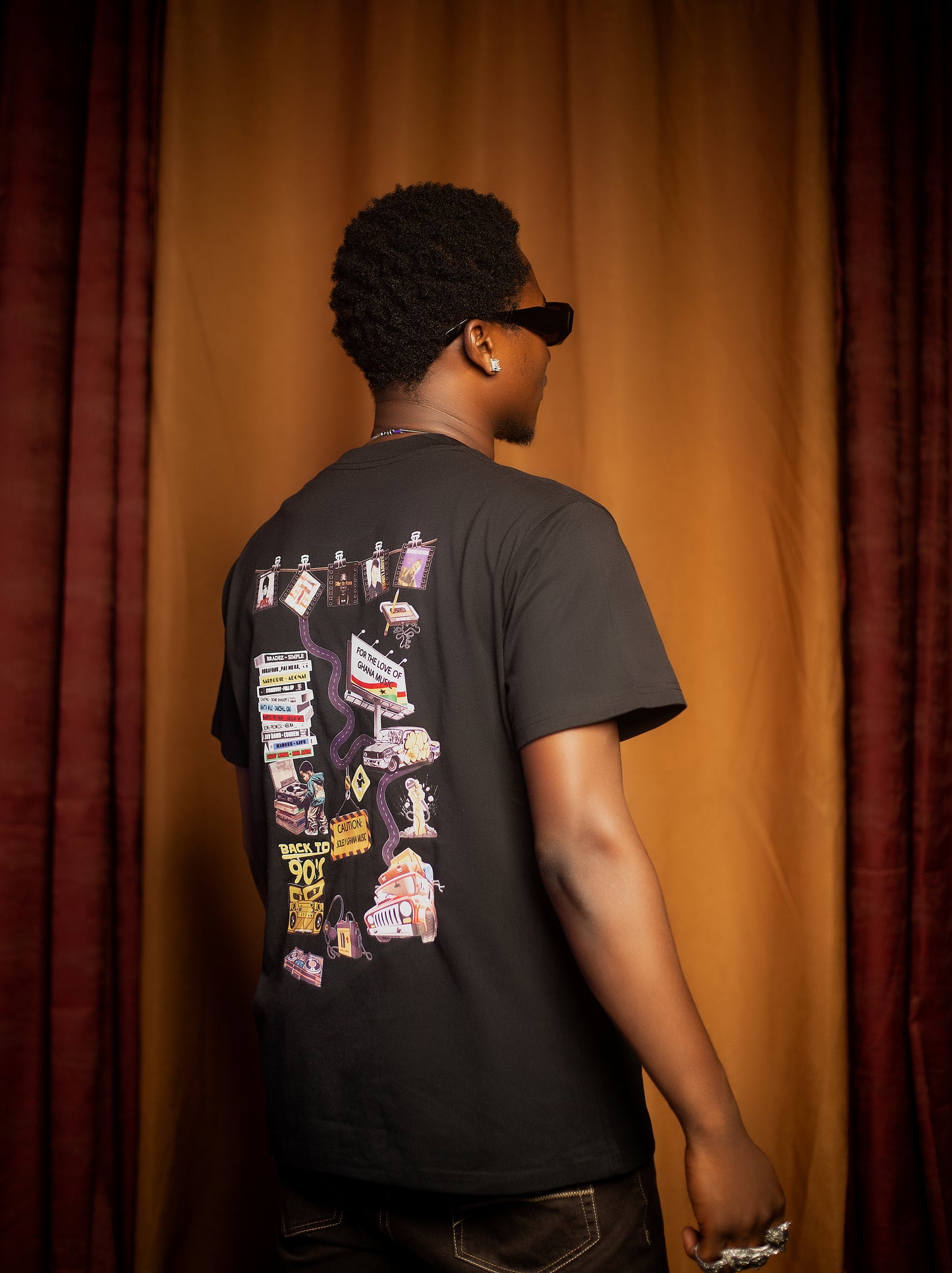 KINGS MEN NEW WORLD MUSIC T-SHIRT