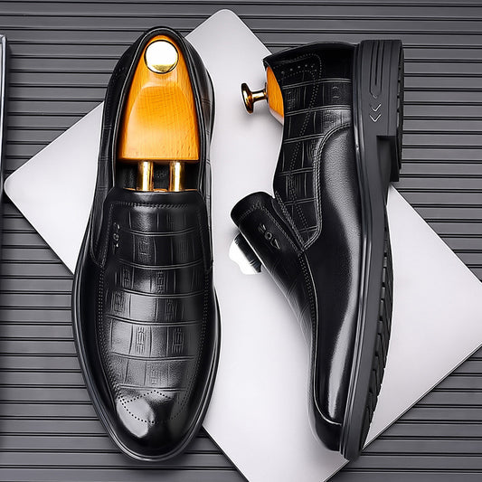 Genuine Leather Breathable Men's Pointed Toe Shoe