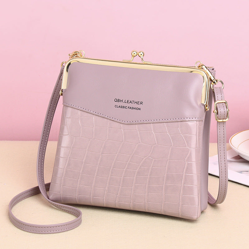 Women's Alligator-Patterned Lock Shoulder Crossbody Bag