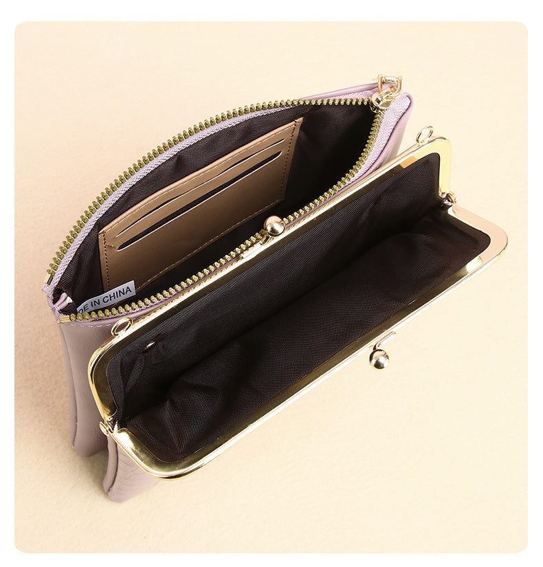 Women's Alligator-Patterned Lock Shoulder Crossbody Bag